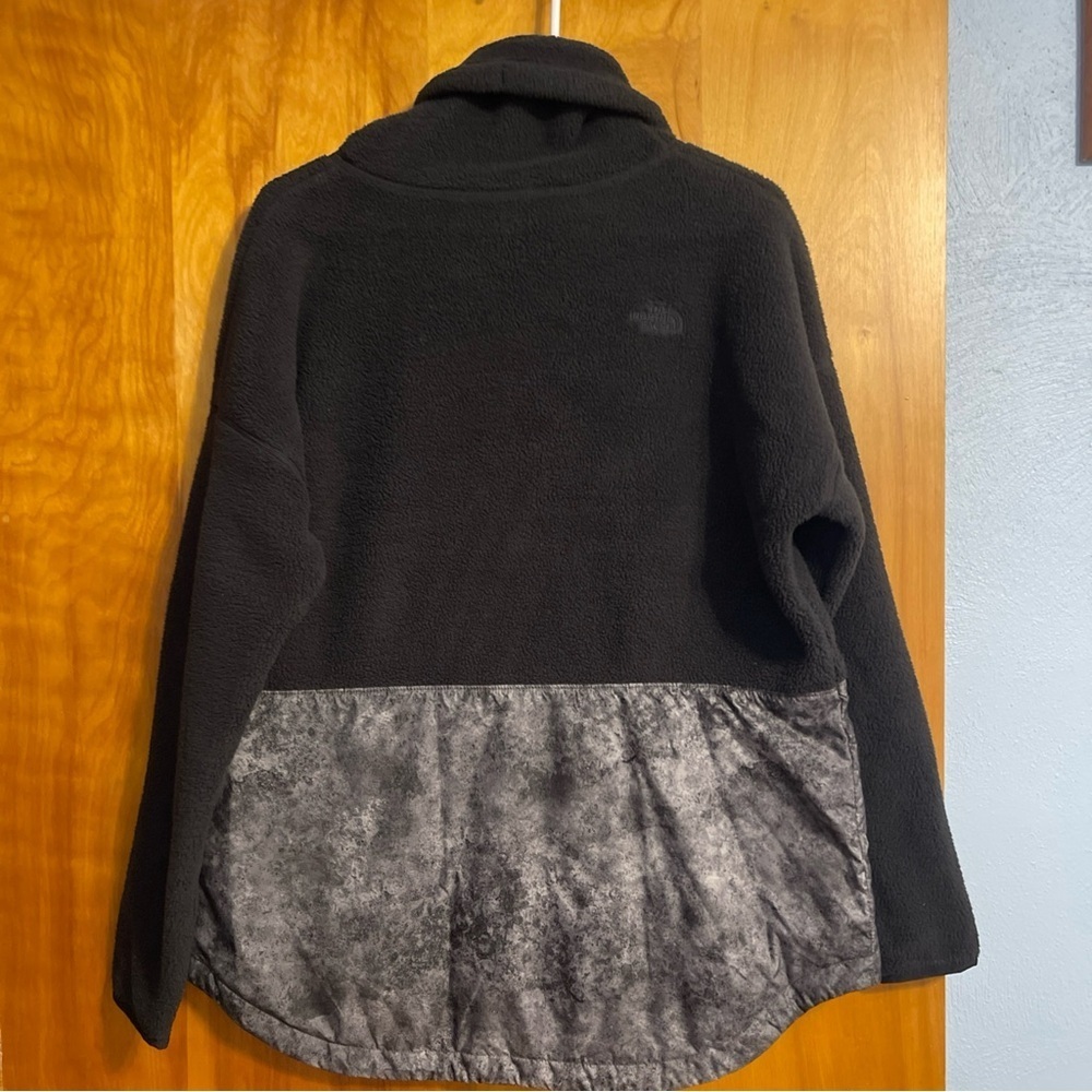 The North Face Black and Gray Pullover Size L - Picture 2 of 12